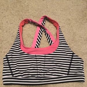 Lululemon Stash N Run Sports Bra